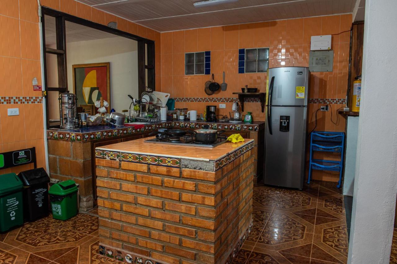 Cafe Racer Hostel Jardín Extérieur photo