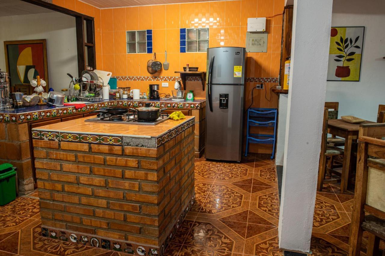 Cafe Racer Hostel Jardín Extérieur photo